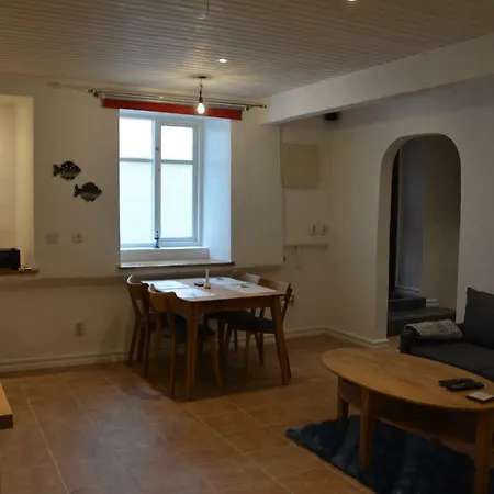 Apartment Old Town Luxury